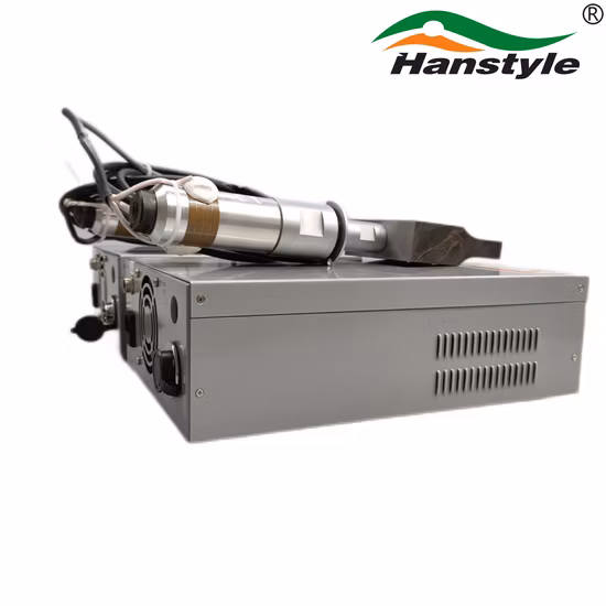 정지 백라이트 모듈의 자동차 초음파 플라스틱 용접 씰링 시스템